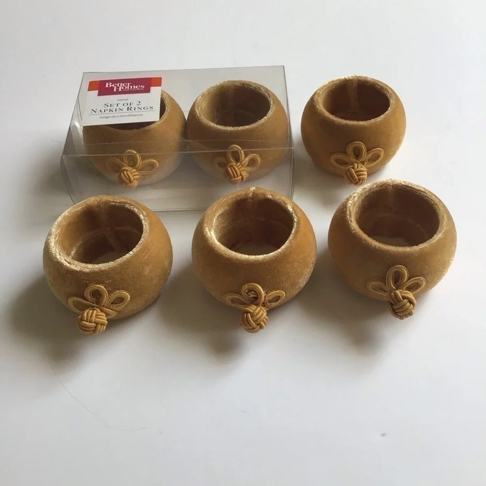 Better Homes & Gardens SET OF 6 Tan Gold Velvet Asian Knot Round Napkin Rings